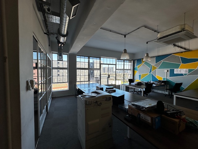 To Let Commercial Property for Rent in Woodstock Western Cape